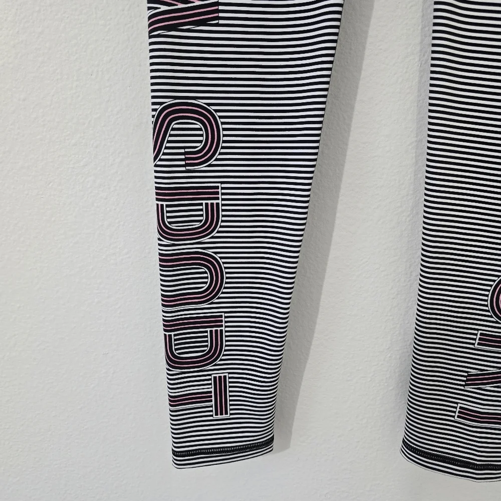 Victoria Secret Sport Knockout  Leggings Women's Small - Picture 3 of 4